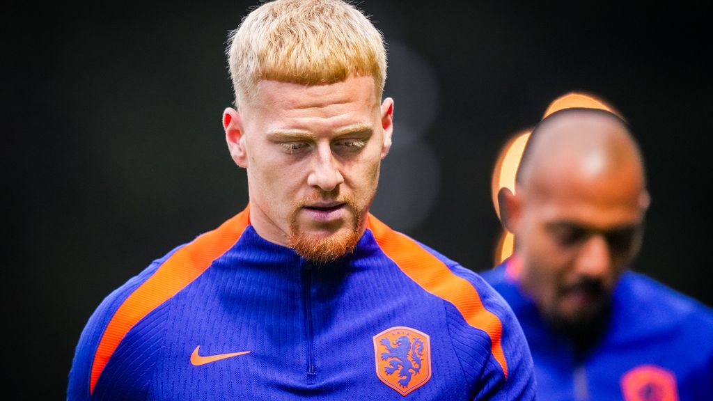 Debutant Meerdink geblesseerd weg bij Oranje, Koeman roept geen vervanger op