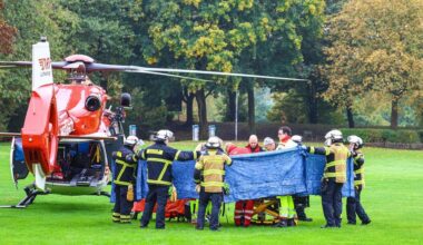 Burgemeester Duits stadje slachtoffer mesaanval, politie verhoort haar kinderen