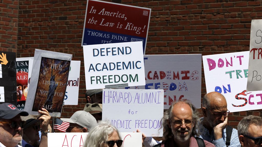 ChatControl-wet • Polarisatie in NL • Trump en het hoger onderwijs • Recyclen sloopbeton haalbaar?