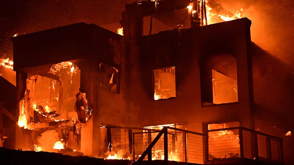 Man aangehouden voor dodelijke en hevige natuurbranden Los Angeles