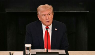 Trump meldt akkoord voor eerste fase op derde dag van onderhandelingen in Egypte