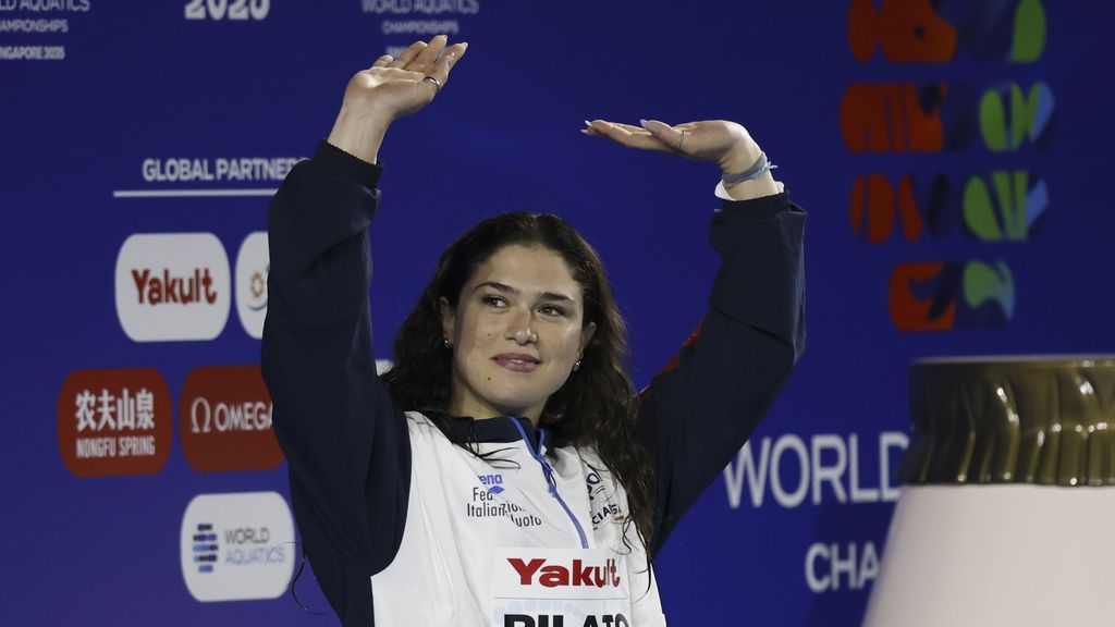 Italiaanse zwemsters geschorst om diefstal van essentiële oliën na WK in Singapore