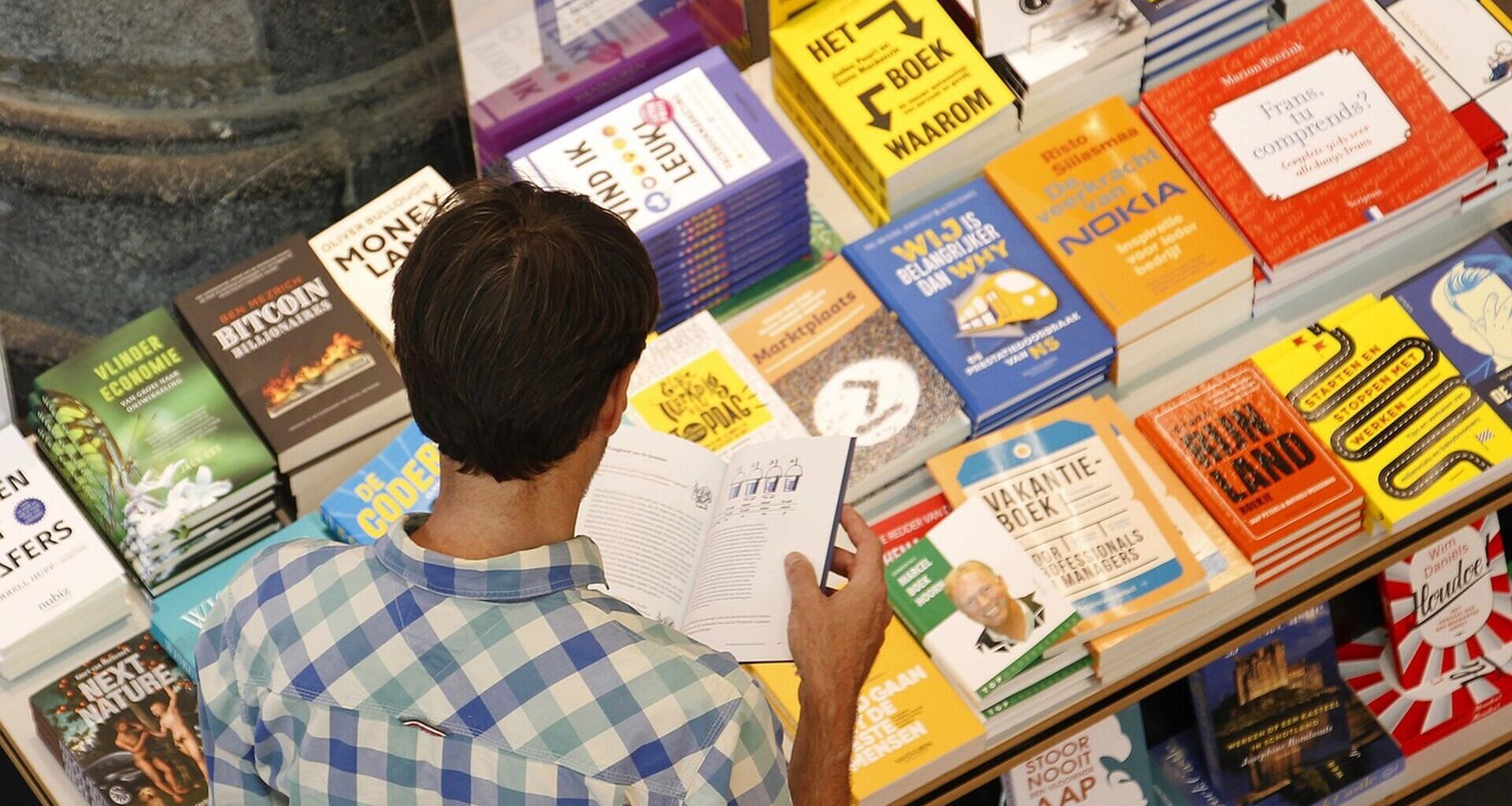 Boekenmarkt Arezzo - Demaasenwaler.nl