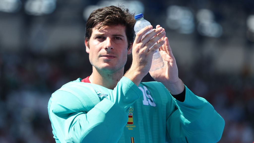 Kampong-keeper treft in EHL eerst jeugdliefde en dan mentor: 'Hoe dan?!' - NOS