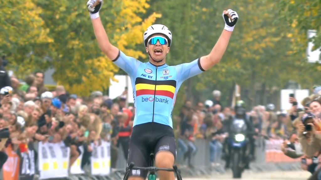Florian Vermeersch wint WK gravel, sensationeel zilver 'clubrenner' Biesterbos