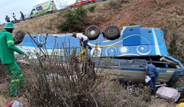 Zeker 42 doden bij busongeluk in Zuid-Afrika, tientallen gewonden