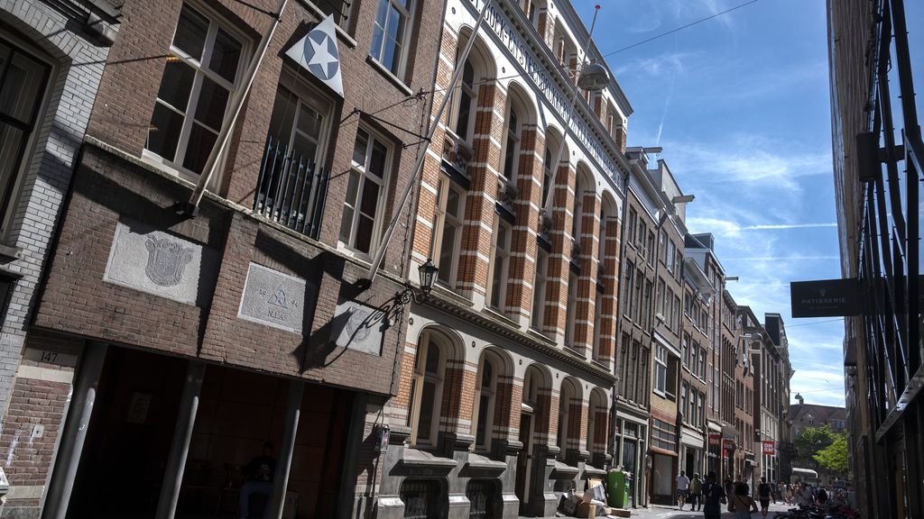 Weer geen beurzen voor Amsterdams Studenten Corps aan begin van nieuw studiejaar