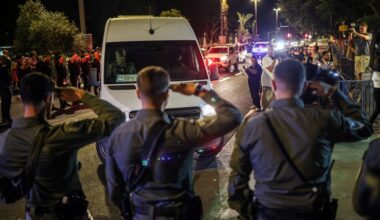 Grens Gaza met Egypte blijft voorlopig dicht • Overgedragen lichamen geïdentificeerd •