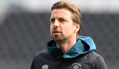 Tim Krul doet onthulling over Louis van Gaal bij Oranje: ‘Wisselspelers kregen slechtere hotelkamer’
