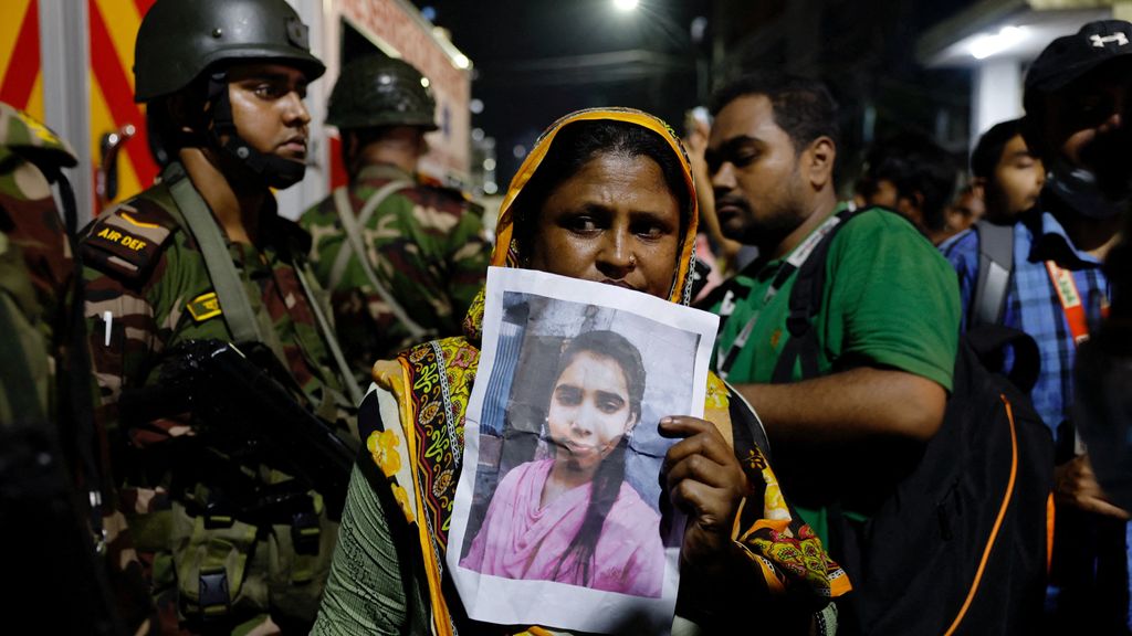 Zeker 16 doden bij brand in kledingfabriek Bangladesh