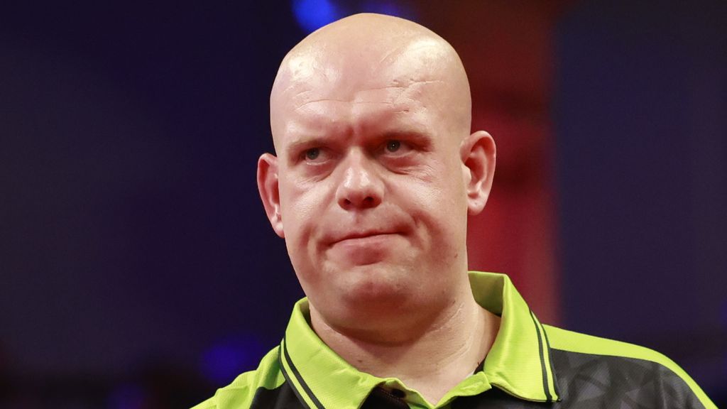 Van Gerwen plaatst zich niet voor laatste grote toernooi voor WK, Littler vraagteken