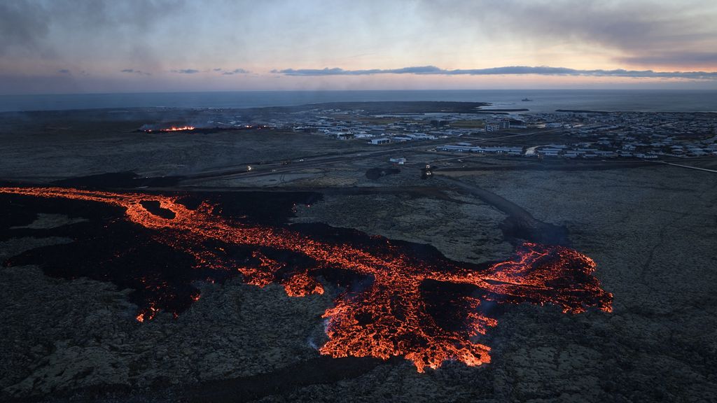 Dit plaatsje in IJsland verandert in een spookstad door vulkaanuitbarstingen