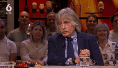 Johan Derksen weigert iconisch ‘grasjasje’ terug te nemen van gast uit de studio