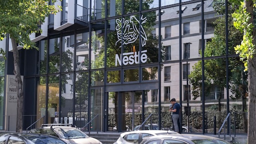 Voedingsgigant Nestlé gaat 16.000 banen schrappen, gevolgen Nederland onbekend