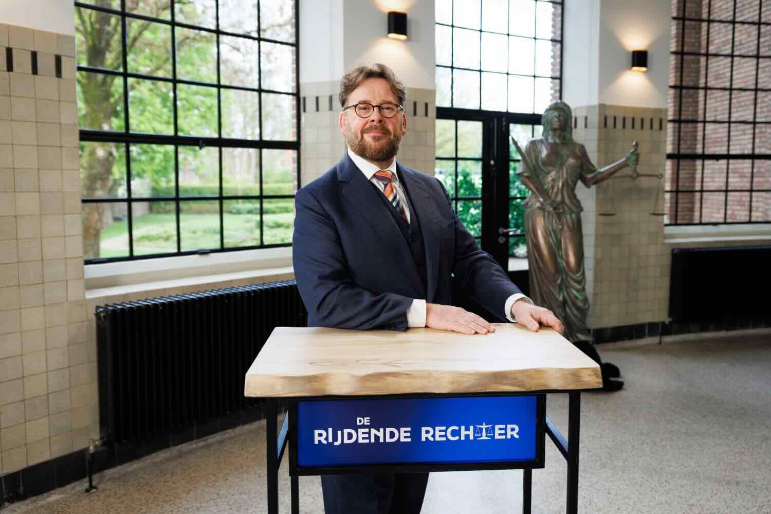 De Rijdende Rechter krijgt een doorstart!