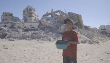 'Ik wil naar school, maar die is verwoest'