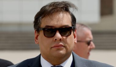 Trump vermindert straf oud-Congreslid Santos en laat hem 'onmiddellijk' vrij