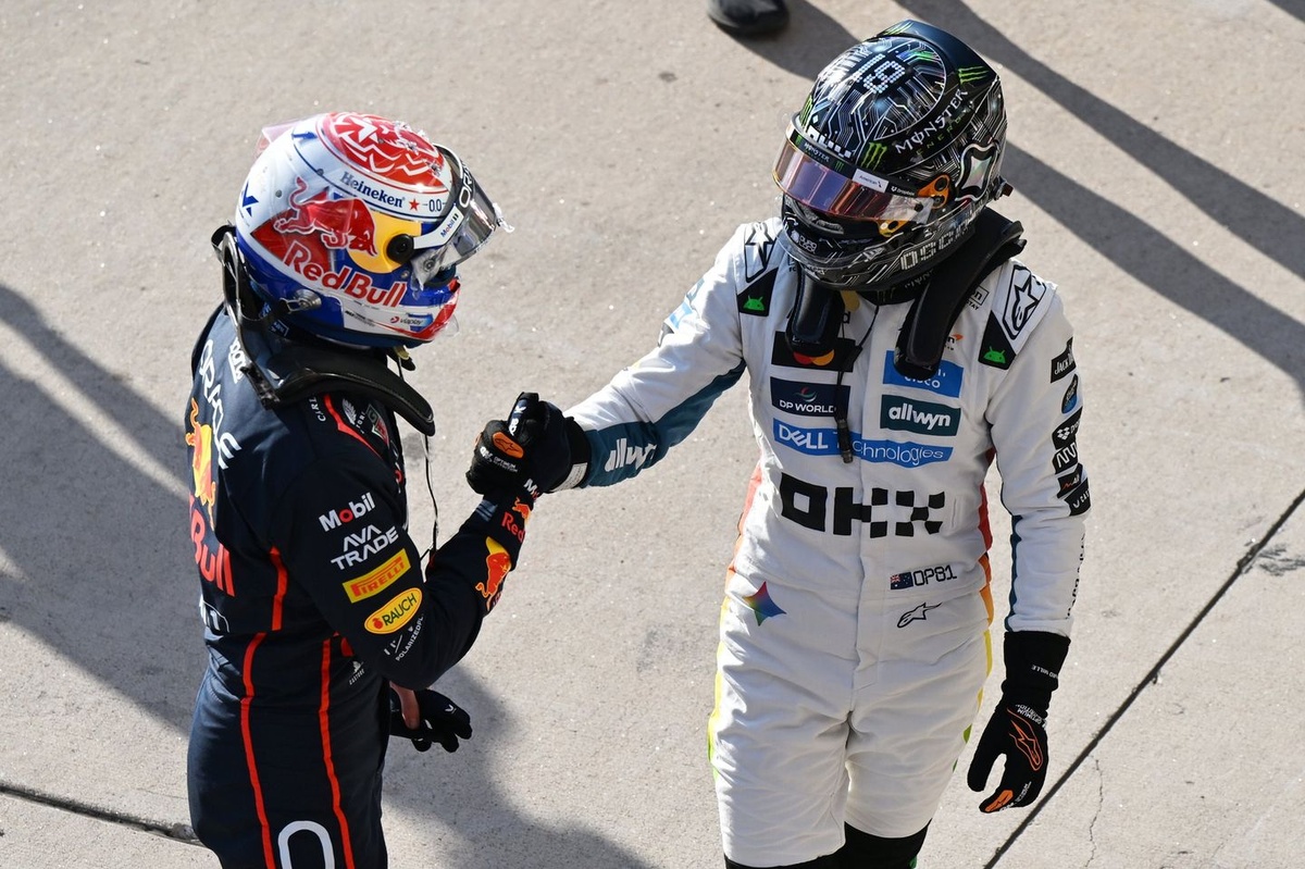 Marko lacht om uitspraken Max Verstappen over McLaren: "Hij heeft absoluut gelijk"