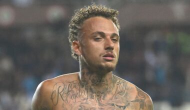 Lang ziet goal afgekeurd worden, Napoli verliest en is koppositie kwijt