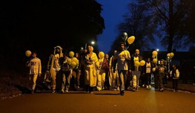 Honderden mensen bij stille tocht Terneuzen voor dode moeder (29) en kind (5)