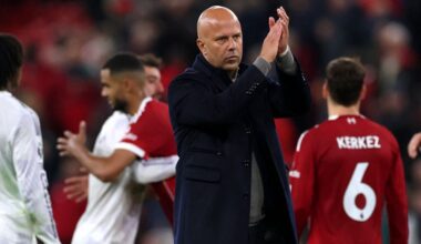 Manchester United duwt Liverpool dieper in crisis, Slot blijft kalm