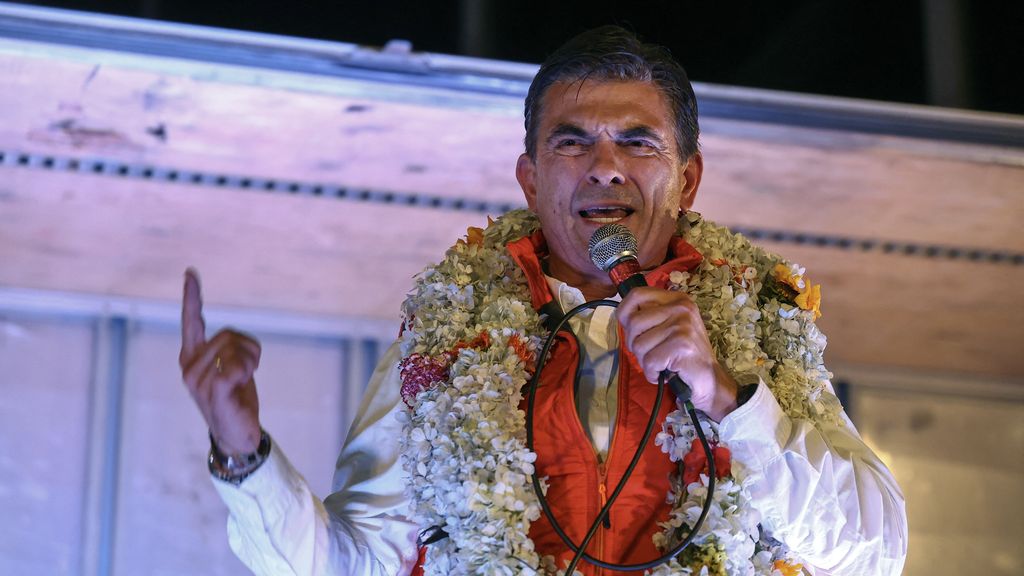 Eind aan links tijdperk in Bolivia, centrumrechtse kandidaat wordt president