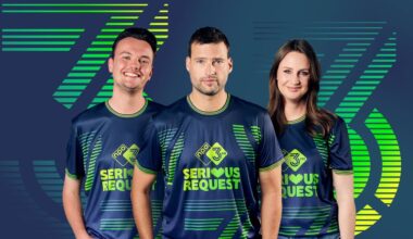 3FM dj's Barend van Deelen, Sophie Hijlkema en Mart Meijer in Glazen Huis