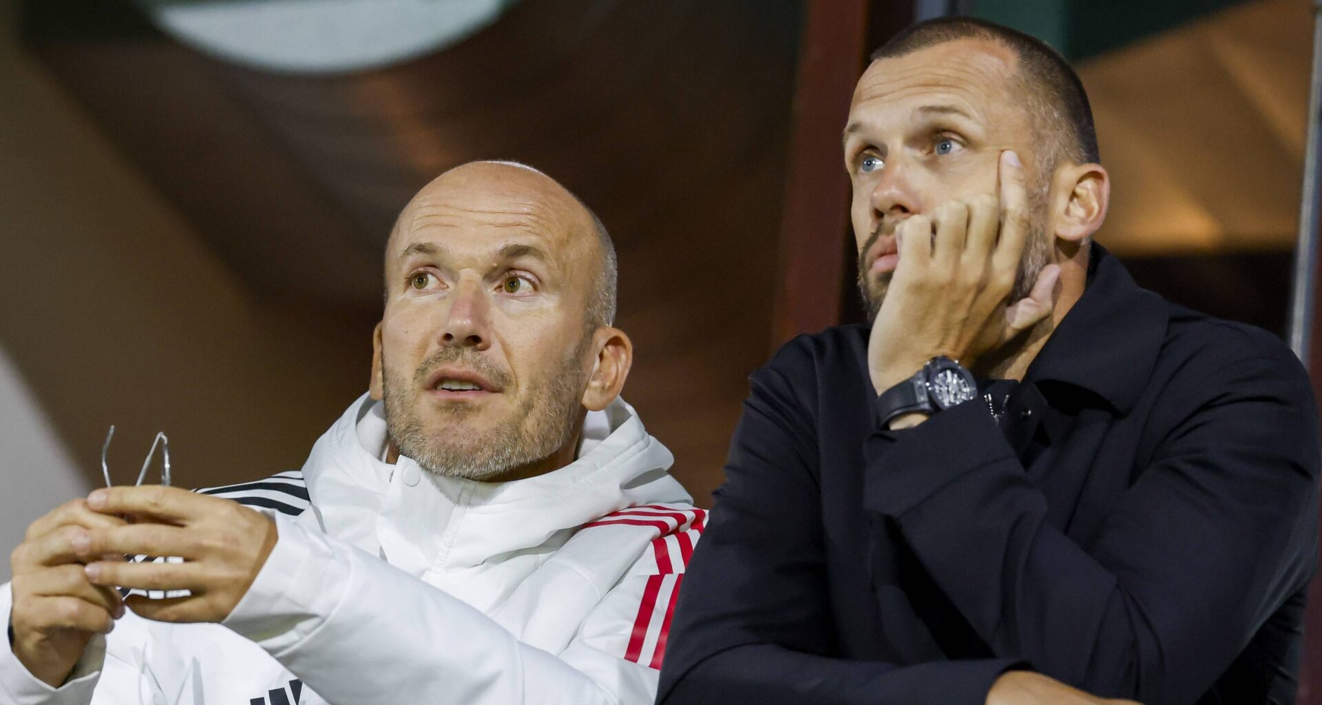 Theo Janssen pakt Ajax en Alex Kroes hard aan: ‘Dat is een zwakke smoes’