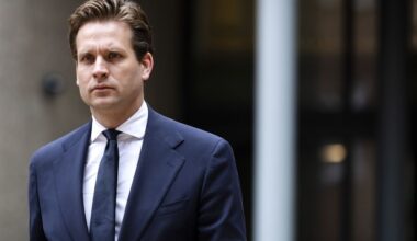 Minister Karremans spreekt met Chinese minister over crisis rond chipmaker Nexperia