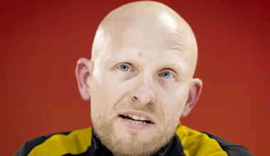 Wat gaat nieuwe bondscoach veranderen bij Oranje Leeuwinnen? Arjan Veurink stelt regel in