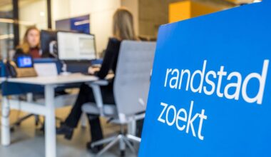 Uitzendbureau Randstad ziet dat bedrijven voorlopig minder investeren