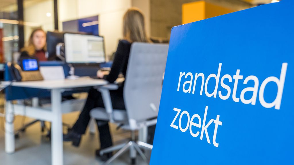 Uitzendbureau Randstad ziet dat bedrijven voorlopig minder investeren
