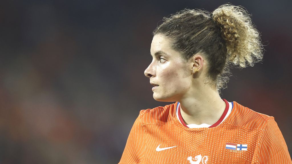 Bondscoach Veurink kiest Janssen als aanvoerder Oranje in eerste interland