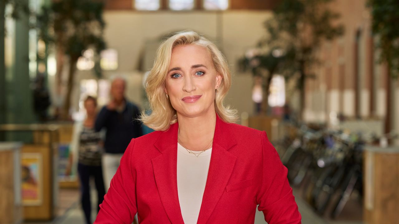 Eva Jinek maakt eindejaarsspecial van haar talkshow