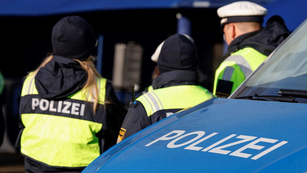 Mogelijke IS-aanhanger opgepakt in Duitsland na schieten op auto's