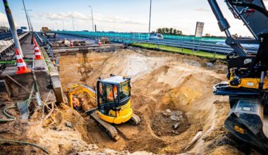 Grote verkeersdrukte in regio Arnhem door sinkhole onder snelweg
