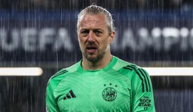 Defensieve ineenstorting laat zien: Ajax snakt naar structuur