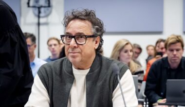 Borsato ontkent emotioneel bij begin rechtszaak: 'Dit is niet gebeurd'