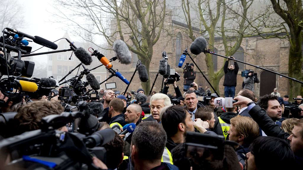 Buitenlandse journalisten over onze verkiezingen: 'Iedereen schreeuwt tegen elkaar'