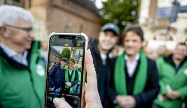 Dit deed het algoritme voor politici in de laatste twee weken