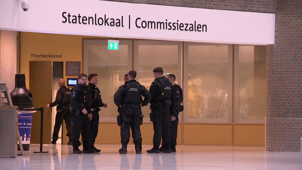 Jeugddetentie voor 18-jarige die gebouw Tweede Kamer binnendrong met mes