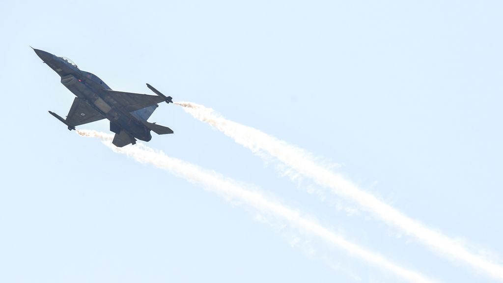 Polen sluit twee luchthavens vanwege operaties luchtmacht