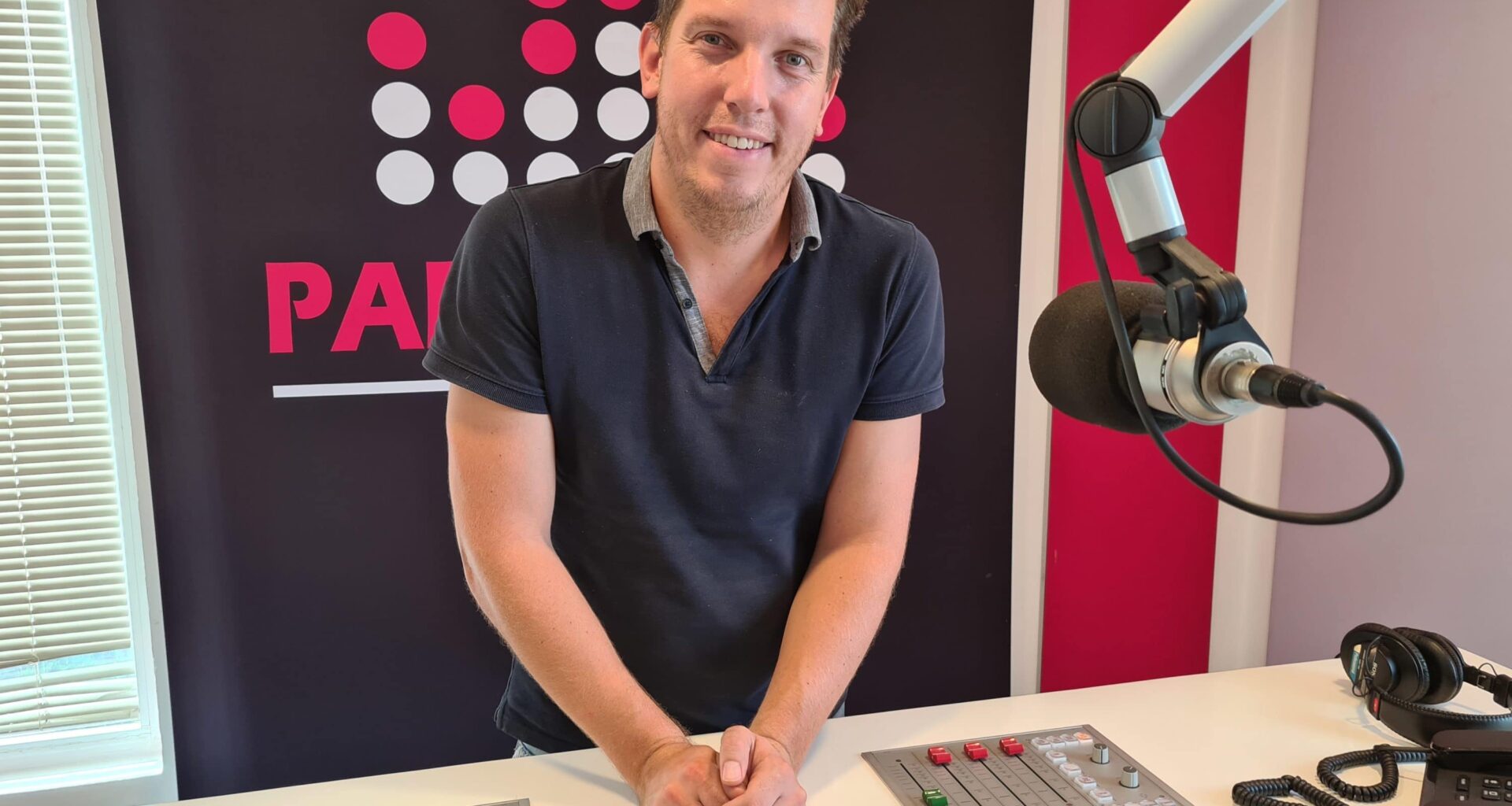 Nieuwe Nederlandstalige zender op Curaçao begonnen met uitzendingen