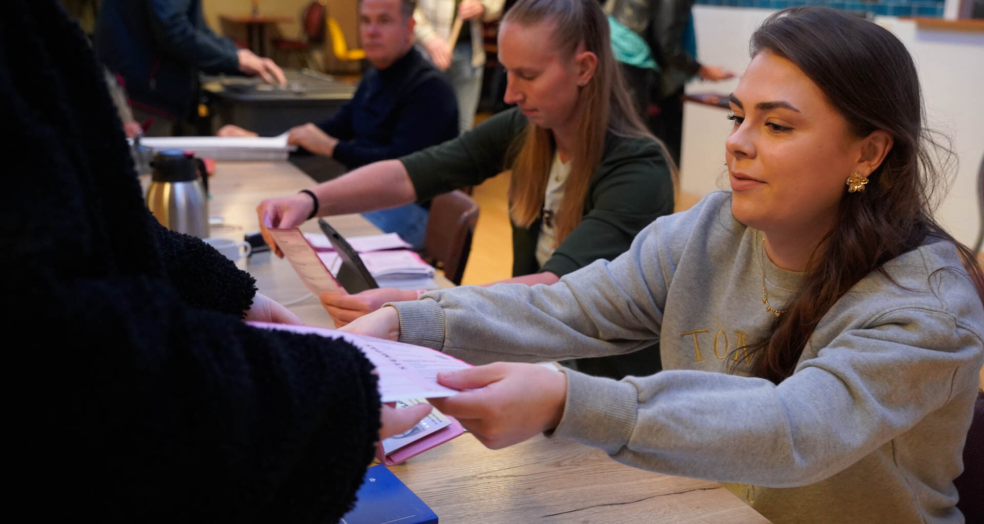 Update | Opkomstpercentage Tweede Kamerverkiezingen 2025 al op 61% in gemeente Nederweert - Nederweert24