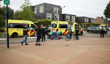 Fietsster ernstig gewond na aanrijding op Geenestraat in Nederweert
