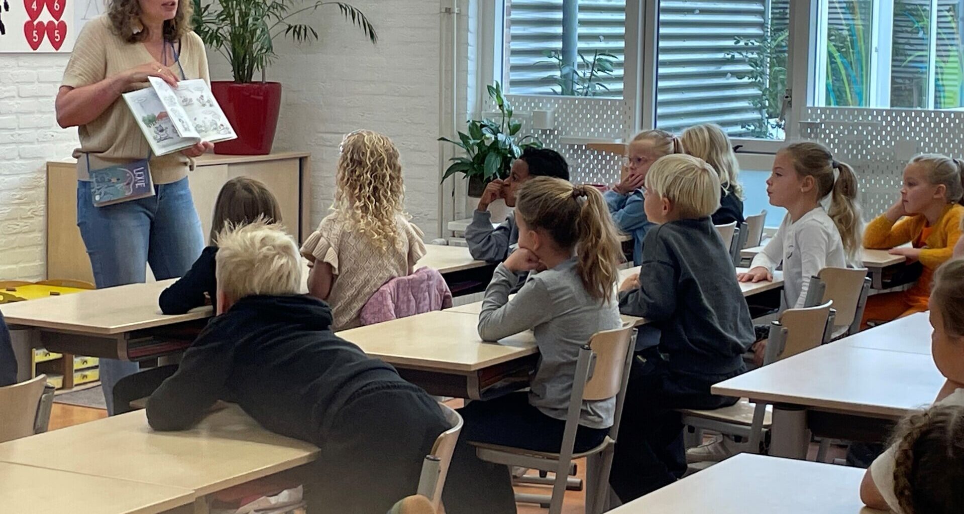 Kinderboekenweek gestart bij Helmgras - Castricummer