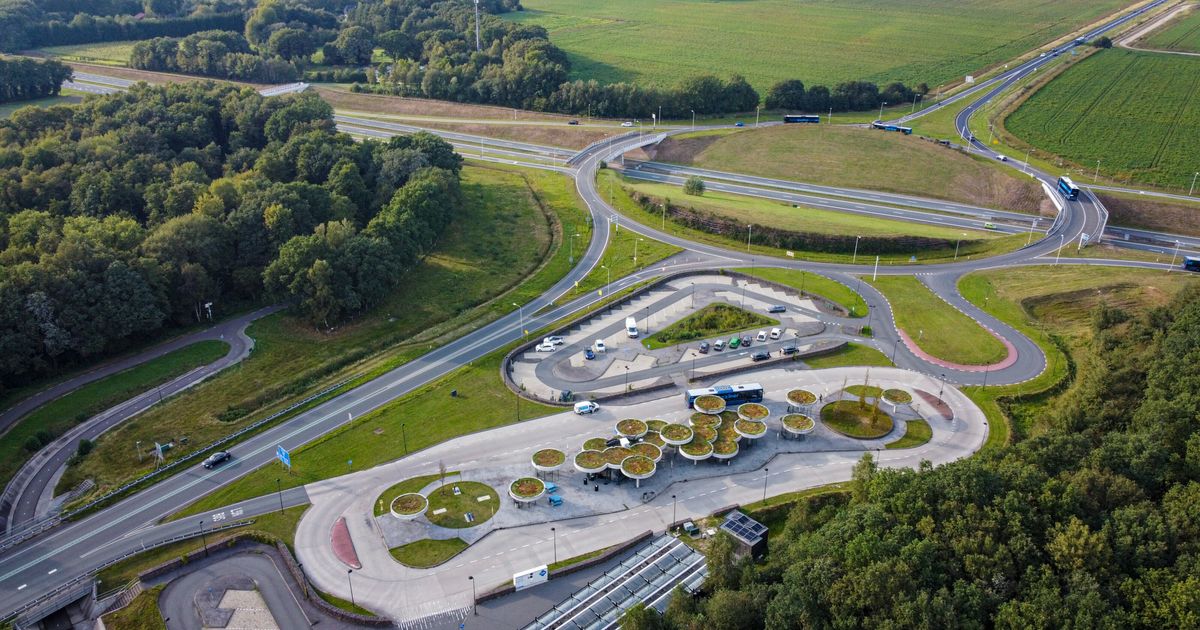 Provincie en Rijkswaterstaat pakken verkeersplein Gieten en N34 aan: 'Niet wachten op aanleg van fly-over'