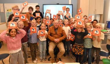 Nieuwste boek Fred Eggink voorgelezen op kindcentrum Oranje Nassau