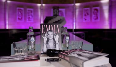 Zeventien jaar succes, leed en hoop samengevat in 272 pagina's: het boek van Emma Kok