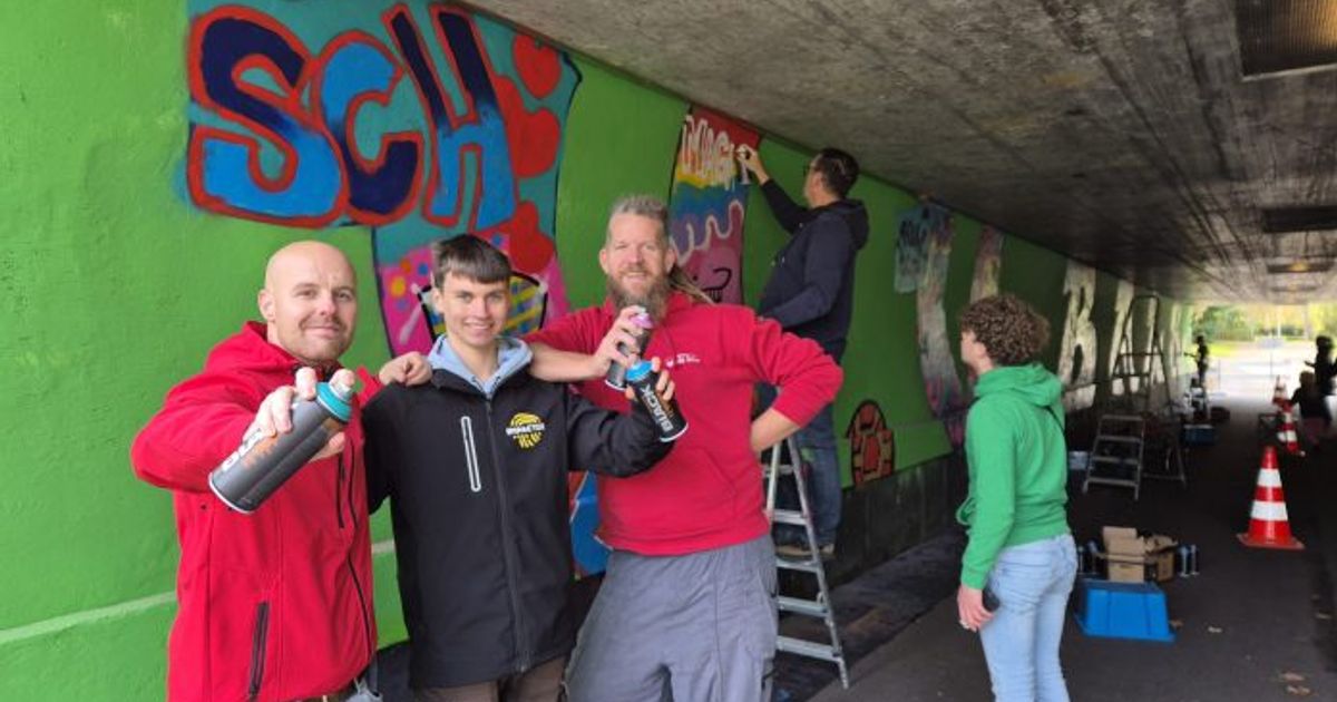 In Balk mochten jongeren legaal graffiti spuiten: "Ik doe mijn eigen ding"